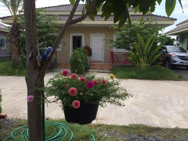 Nadee Resort 우돈타니 외부 사진