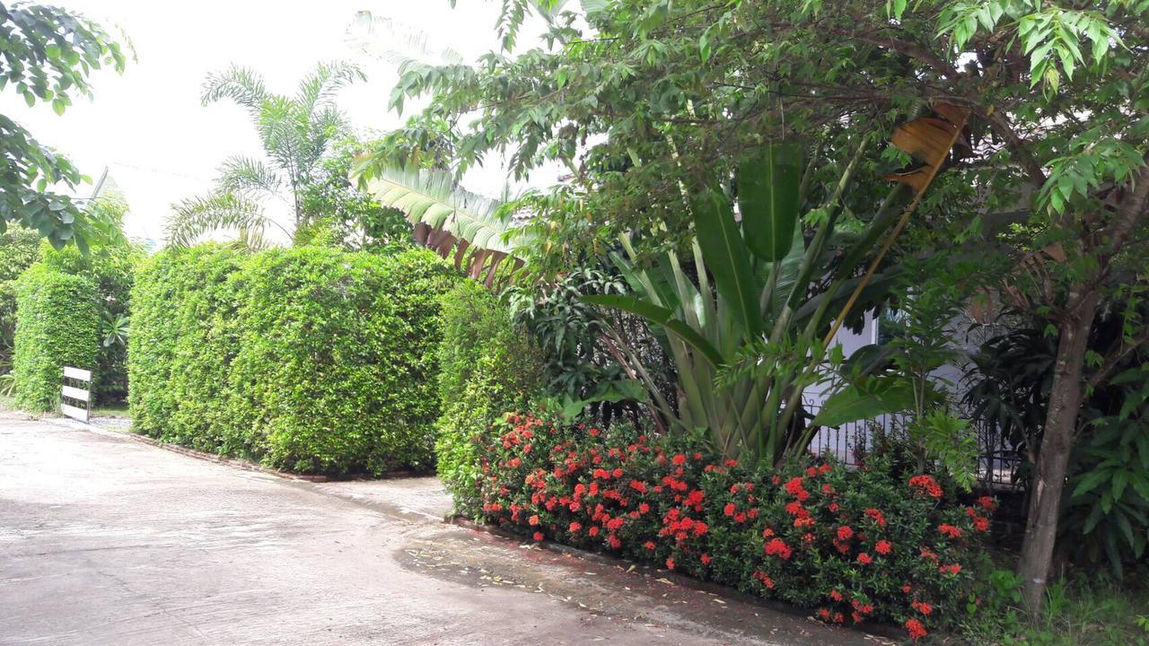 Nadee Resort 우돈타니 외부 사진